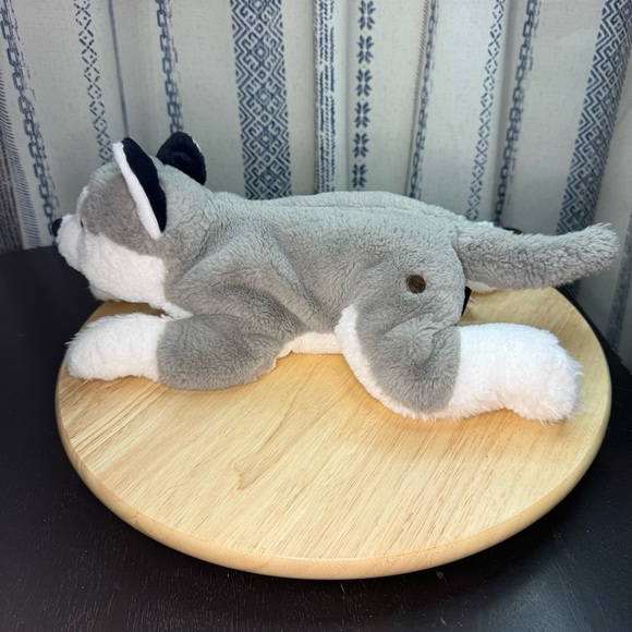 FAO Schwarz Husky or Wolf Dog plush - Picture 8 of 15
